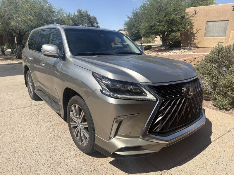 2016 Lexus LX 600 570's photo