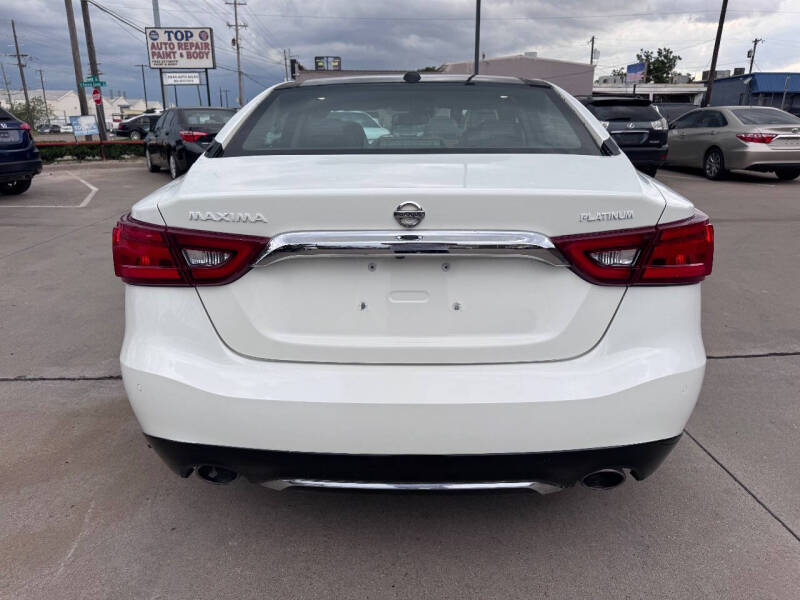 2017 Nissan Maxima Platinum