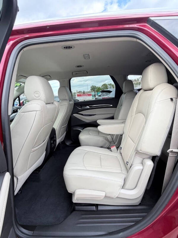2021 Buick Enclave Essence
