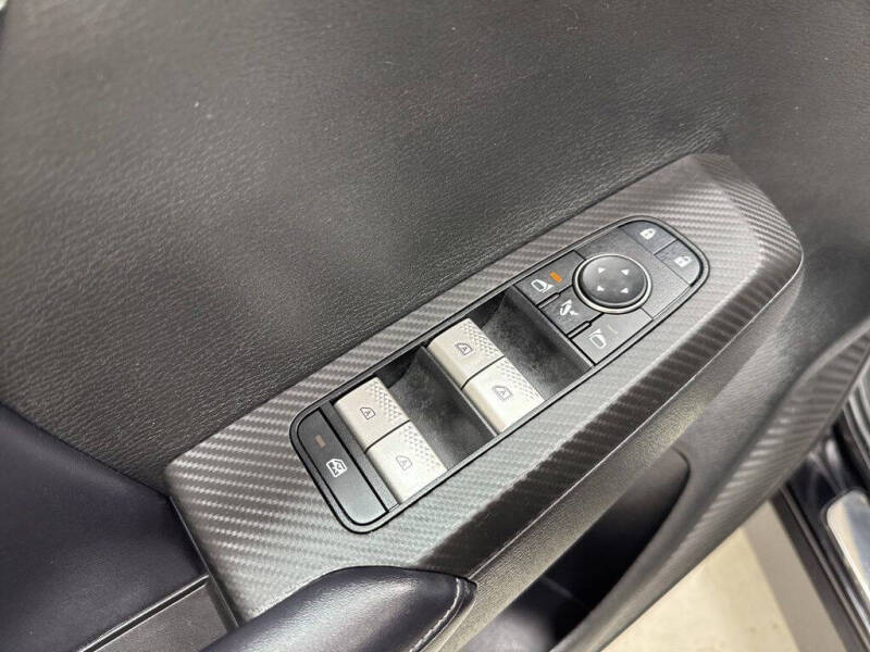 2024 Mitsubishi Outlander PHEV SE