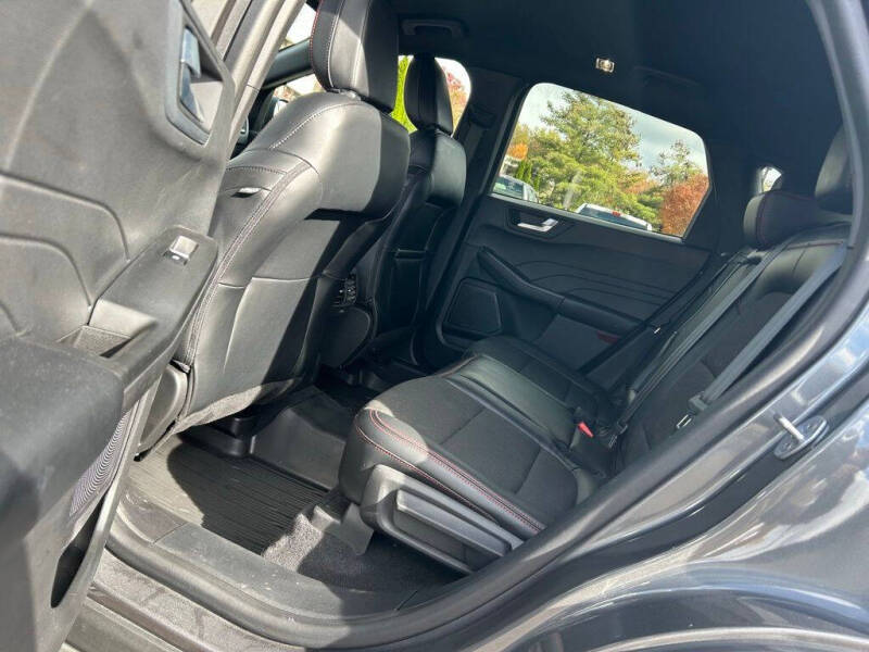 2023 Ford Escape ST-Line