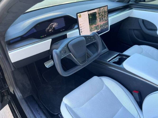 2021 Tesla Model S Plaid