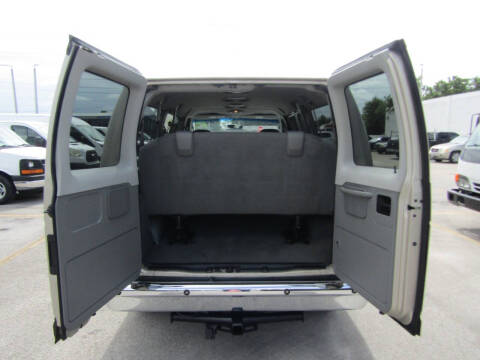 2008 Ford E-Series E-350 SD XLT