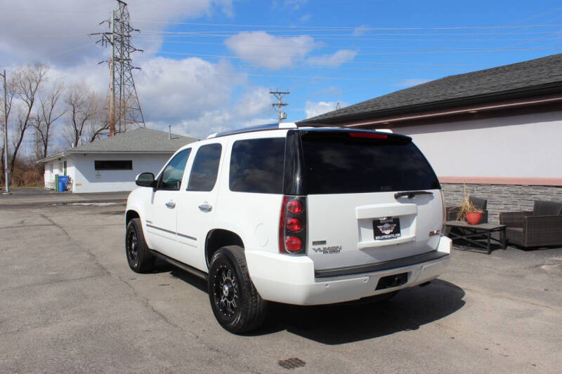 2011 GMC Yukon Denali