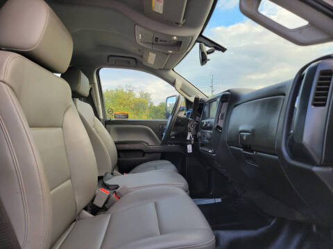 2023 Chevrolet Silverado 5500HD