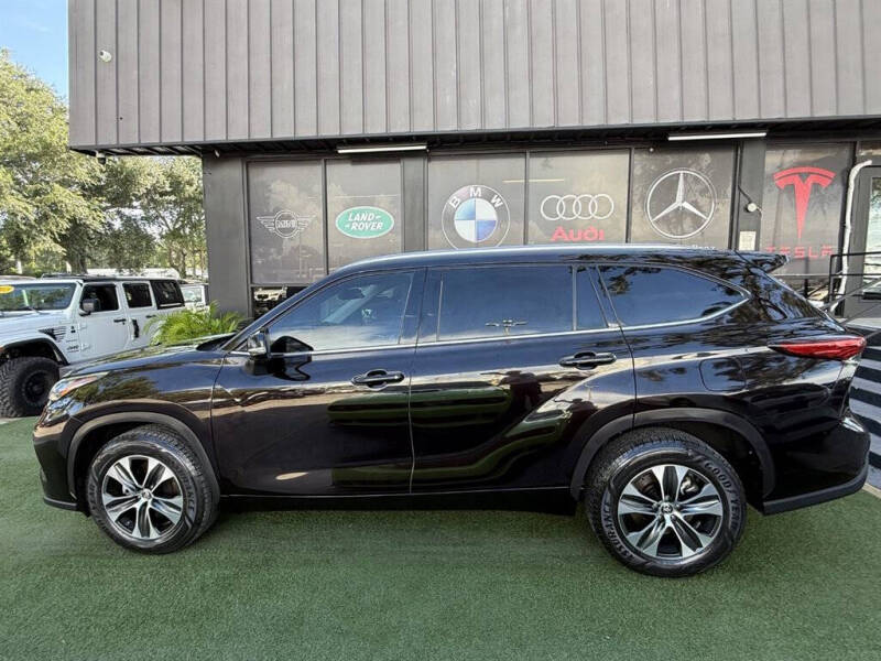 2020 Toyota Highlander XLE