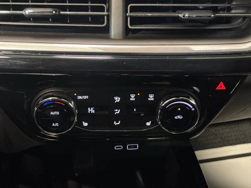 2025 Chevrolet Trax RS