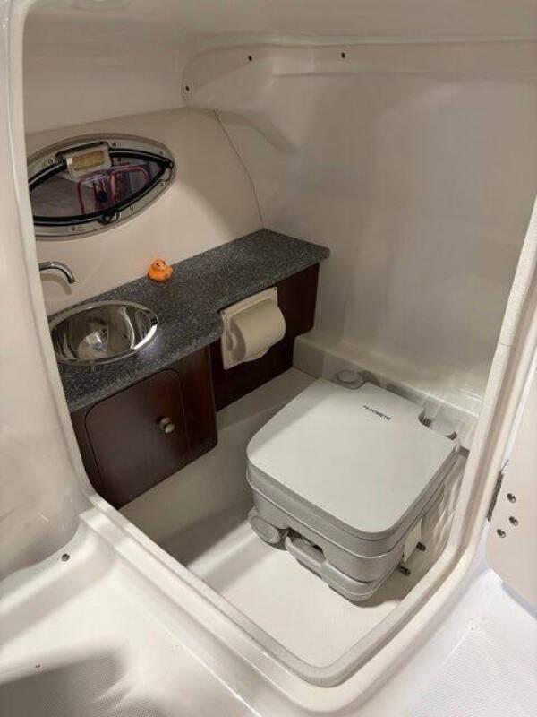 2018 Chaparral 244
