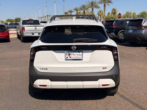 2025 Nissan Kicks SR