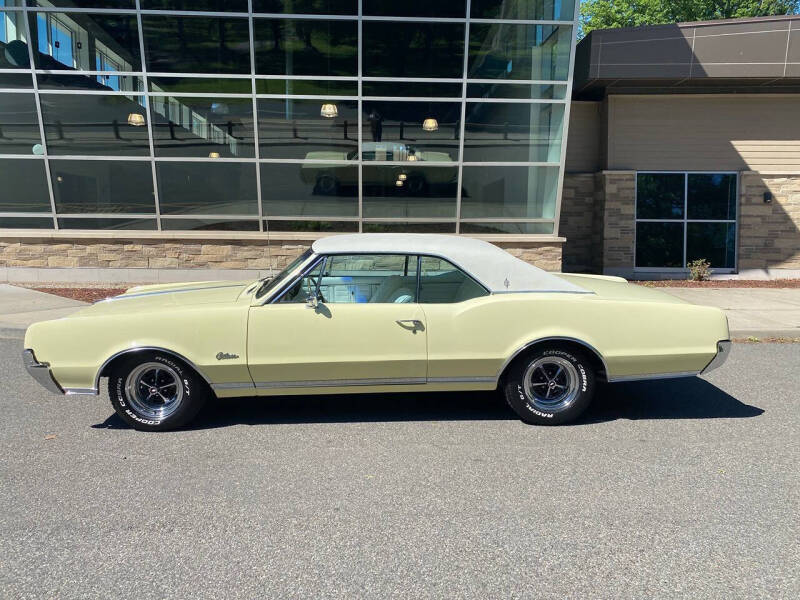 1967 Oldsmobile Cutlass Supreme