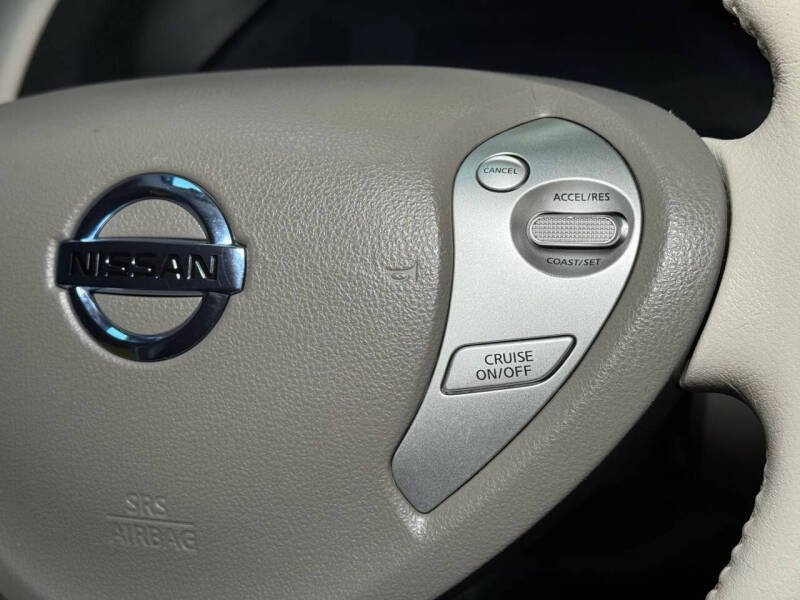 2012 Nissan LEAF