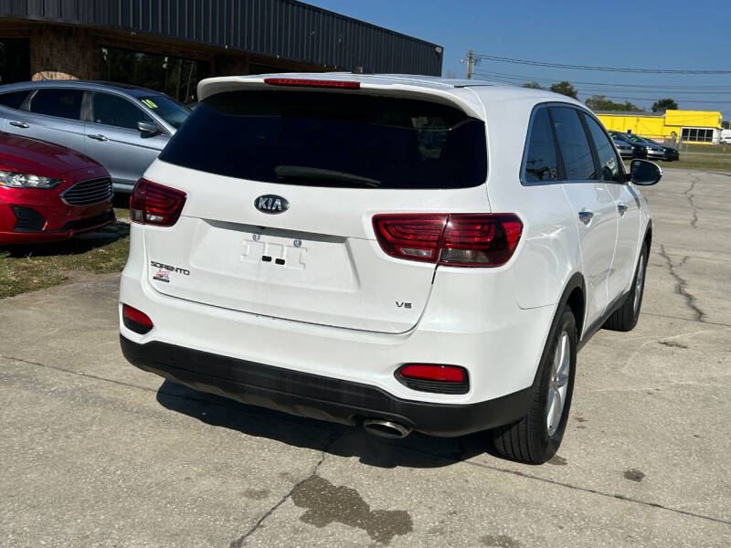 2020 Kia Sorento LX V6