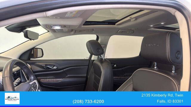 2021 GMC Acadia Denali