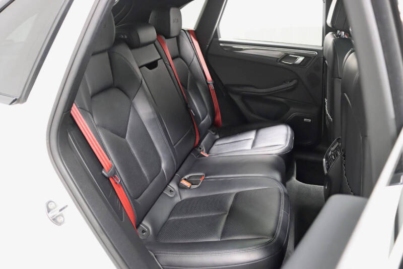 2017 Porsche Macan GTS