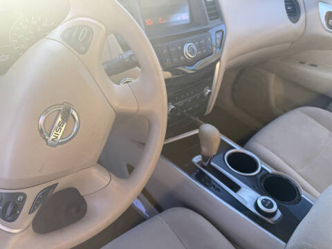 2013 Nissan Pathfinder S