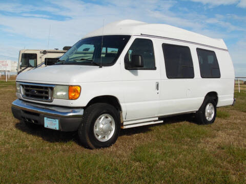 2004 Ford E-Series E-250
