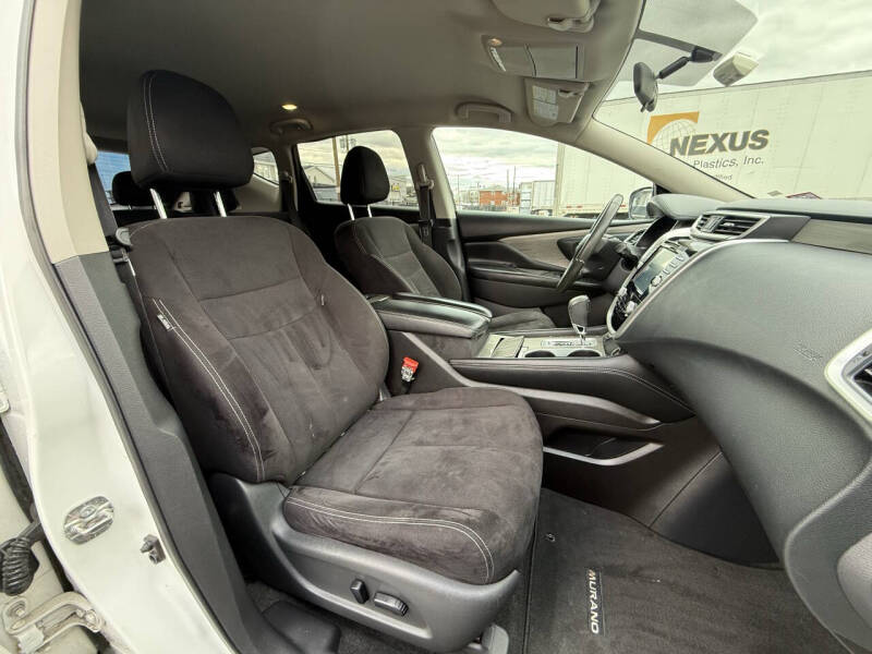 2017 Nissan Murano SV