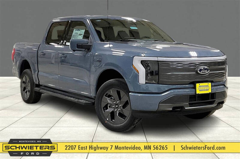 2023 Ford F-150 Lightning Lariat's photo