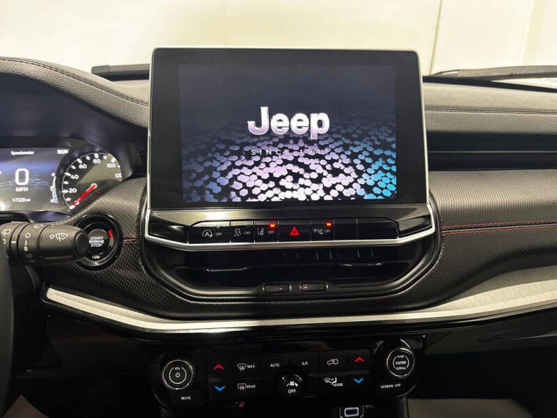 2025 Jeep Compass Trailhawk