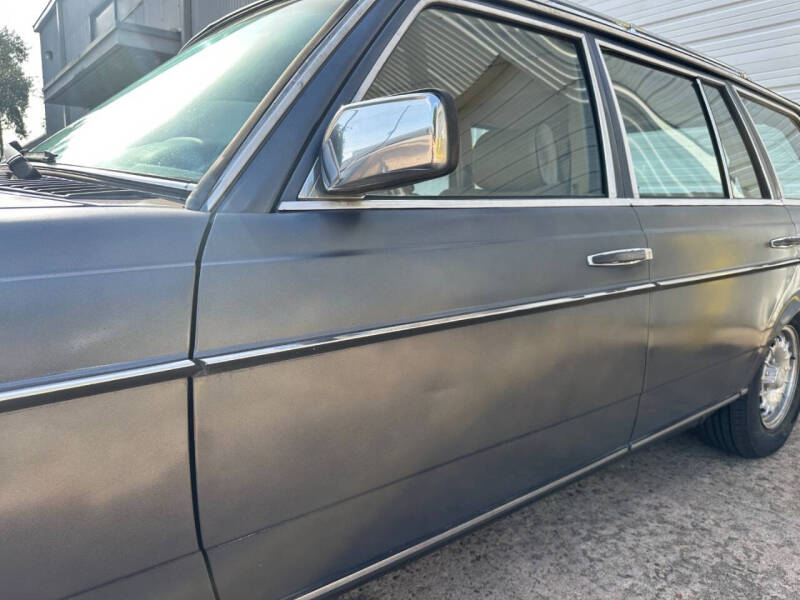 1984 Mercedes-Benz 300-Class 300 TD