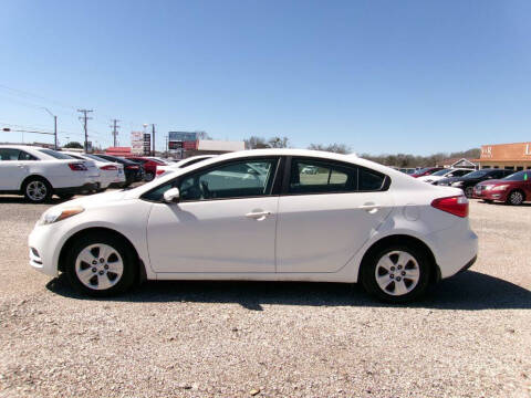 2016 Kia Forte for sale at L & L Sales in Mexia TX
