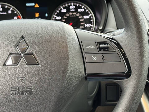 2026 Mitsubishi Eclipse Cross LE