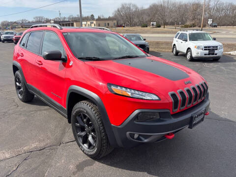 2017 Jeep Cherokee for sale at VELISHEK AUTO SALES in Prior Lake MN