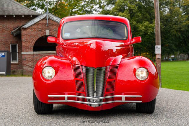 1940 Ford Deluxe