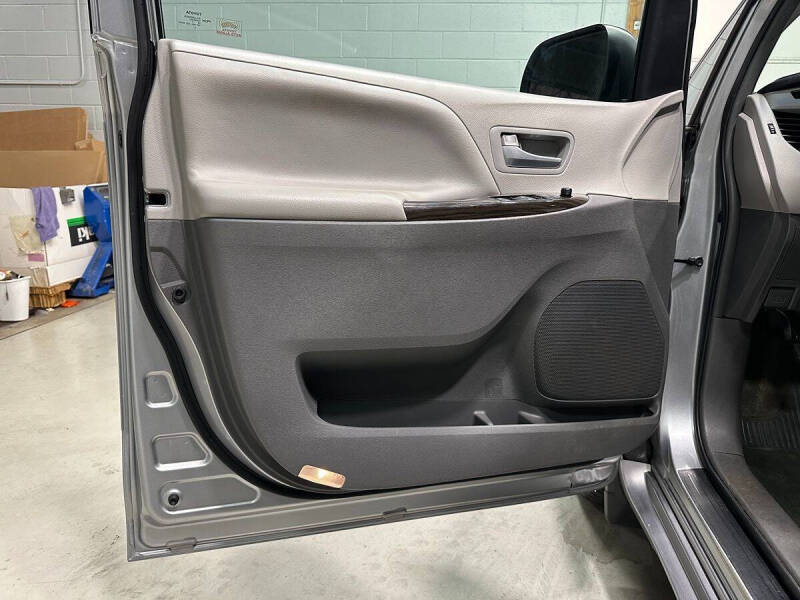 2017 Toyota Sienna