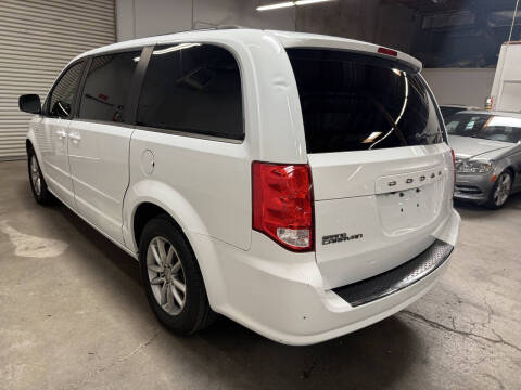 2014 Dodge Grand Caravan SXT 30th Anniversary