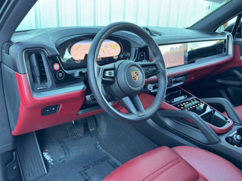 2024 Porsche Cayenne E-Hybrid