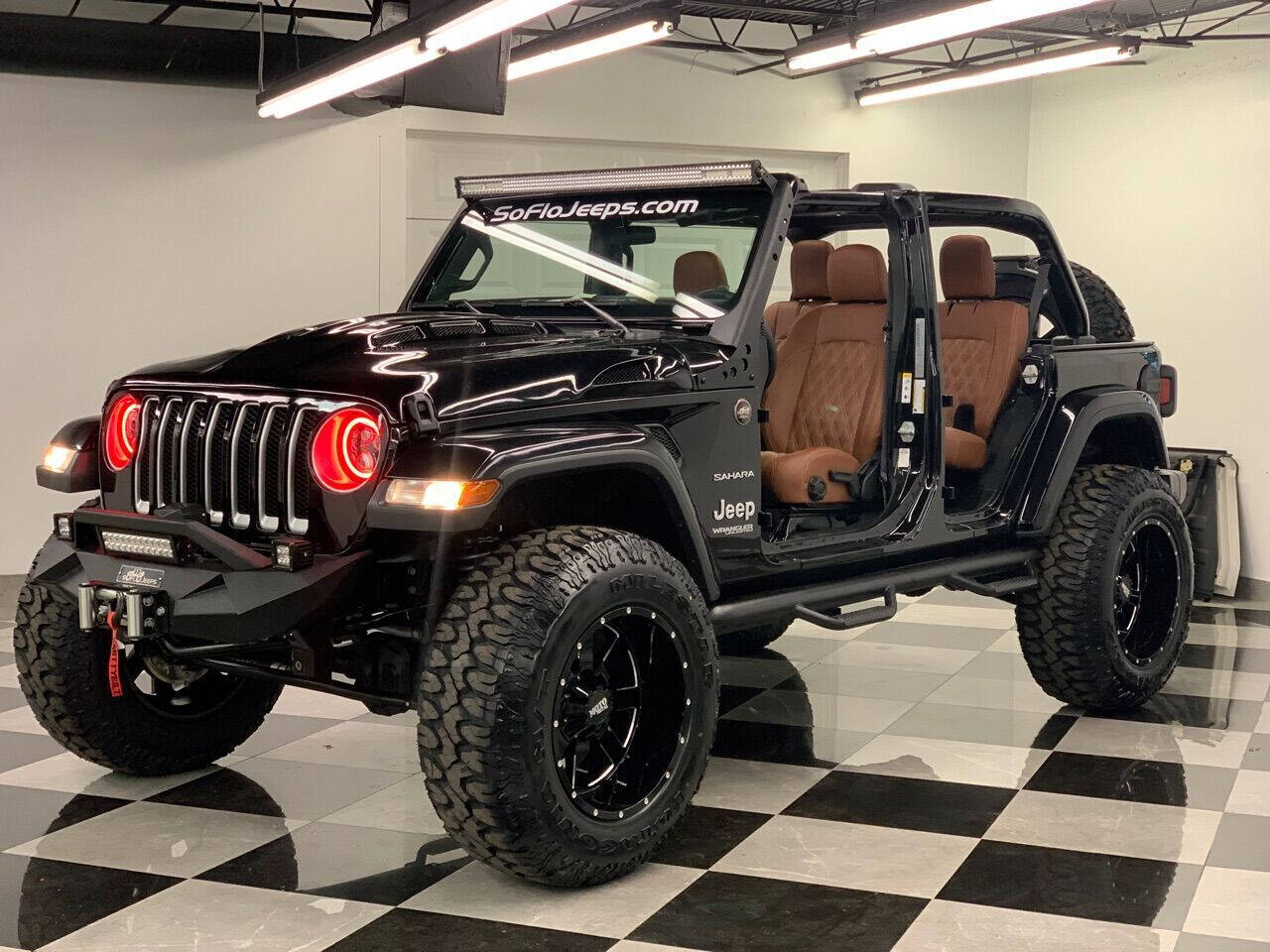 2019 Jeep Wrangler Unlimited Black V6 3.6L - Soflo Customs, image size:1280x960