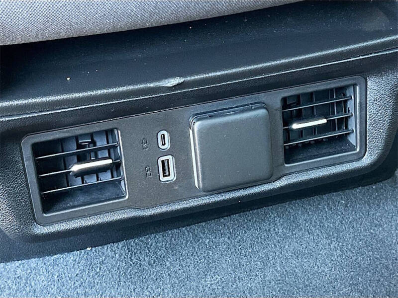 2025 GMC Sierra 1500 Elevation Standard