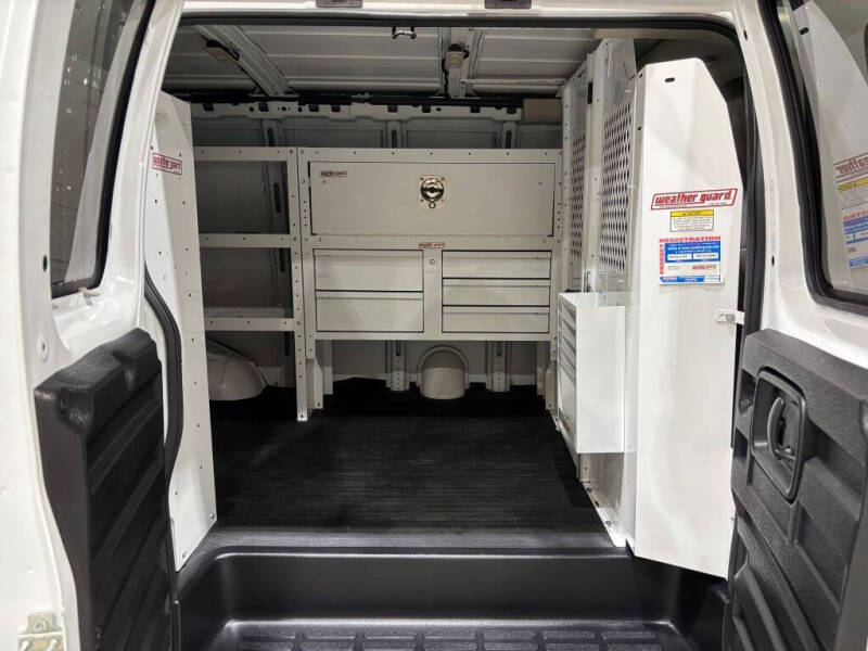 2017 Chevrolet Express 2500