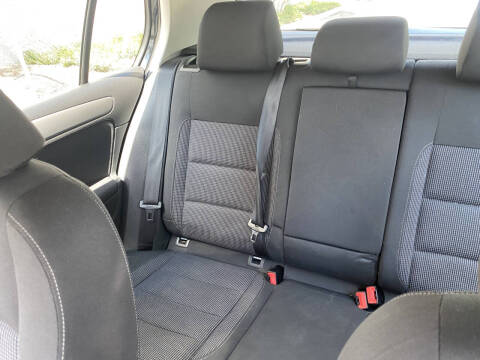 2013 Volkswagen Golf 2.5L PZEV