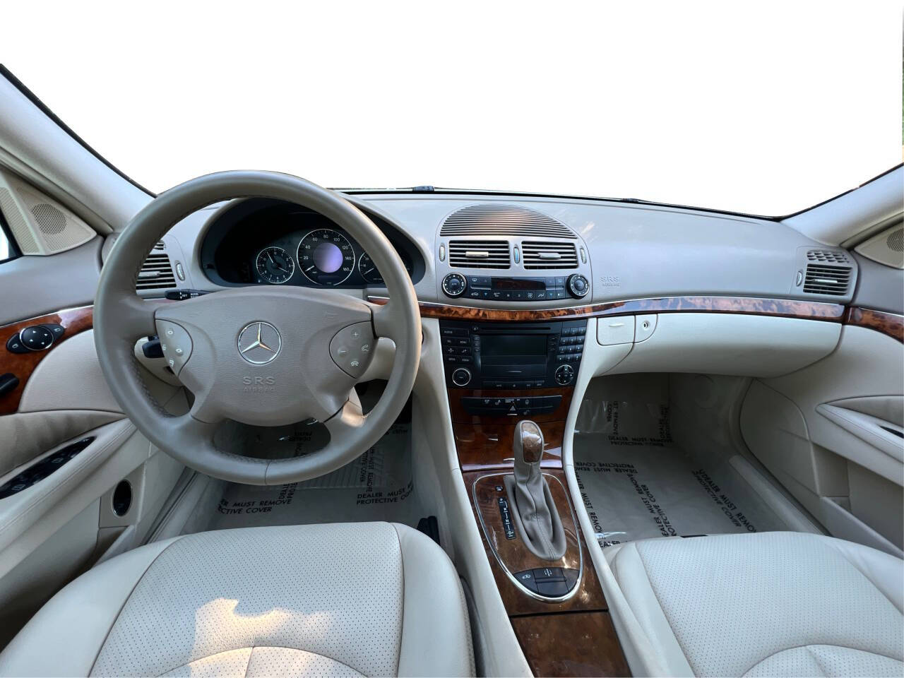 White 2003 Mercedes-Benz E-Class E 500 E 500 4dr Sedan 23