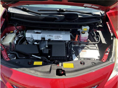 2012 Toyota Prius v Three