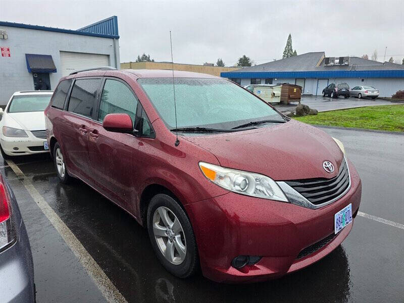 2014 Toyota Sienna