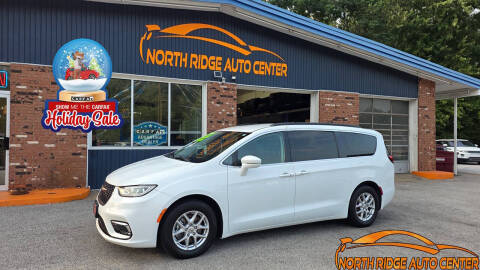 2022 Chrysler Pacifica Touring L