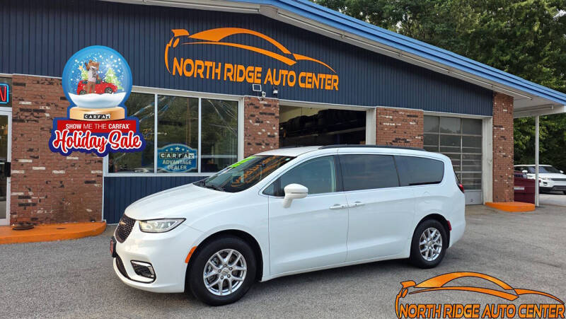 2022 Chrysler Pacifica Touring L