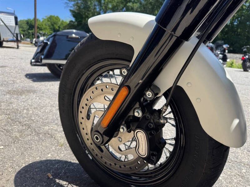 2018 Harley-Davidson FLSL -