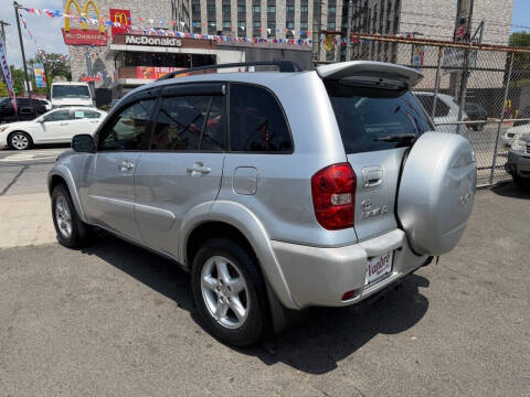 2002 Toyota RAV4
