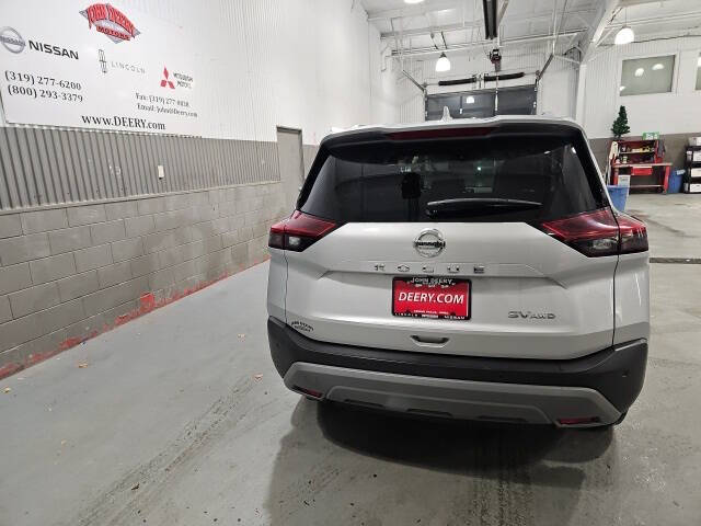 2021 Nissan Rogue SV