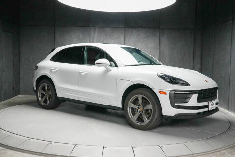 2022 Porsche Macan