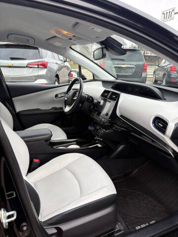 2017 Toyota Prius Three Touring