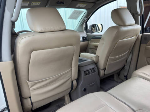 2013 Nissan Armada SV