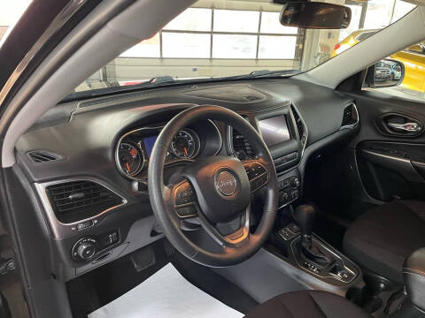 2019 Jeep Cherokee Latitude