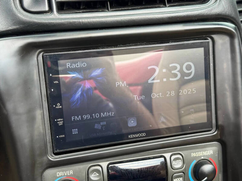 2004 Chevrolet Corvette