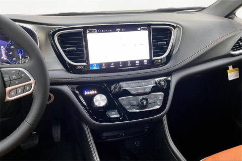 2026 Chrysler Pacifica Pinnacle