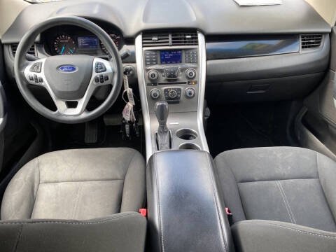 2013 Ford Edge SE